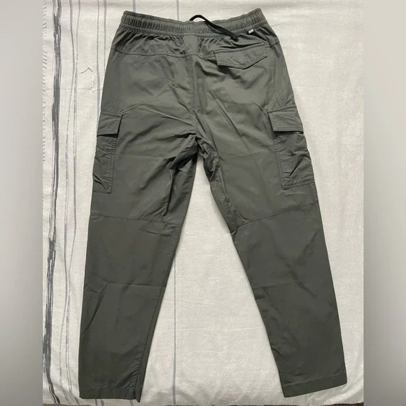 Nike Sportswear Tech Woven Taper Cargo Pants - Picture 4 of 4